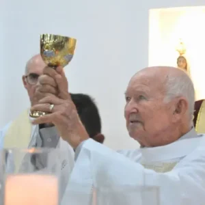 PADRE-HUMBERTO-09